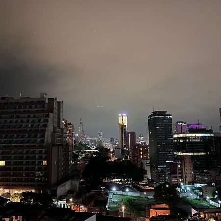 Penthouse Con Vista A Los Cerros. Bogotá Eksteriør billede